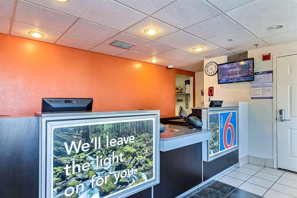 Motel 6-Pinole, Ca インテリア 写真