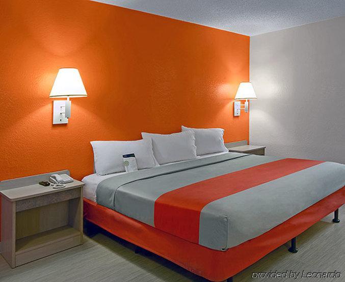 Motel 6-Pinole, Ca エクステリア 写真